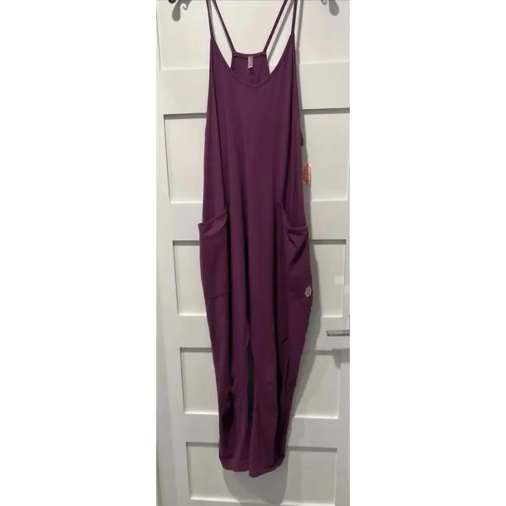 New Free People FP Movement Women's Sz S Hot Shot Jumpsuit Deep Mulberry - Picture 9 of 9